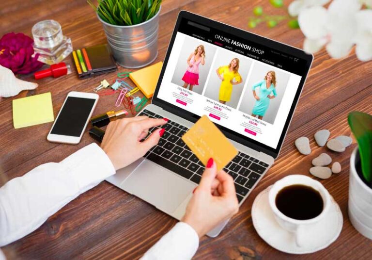 5 conseils essentiels que chaque femme doit connaître lors de l’achat de vêtements en ligne