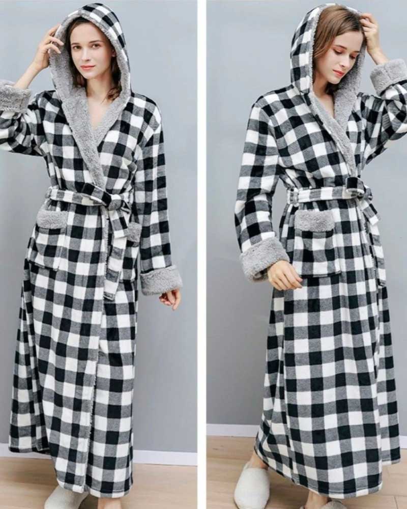 Features to Look for In Choosing Good Quality Hooded Robes