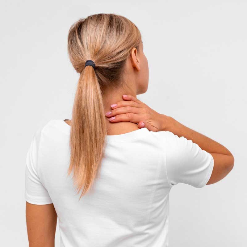 Des moyens efficaces pour se remettre rapidement d'une douleur au cou