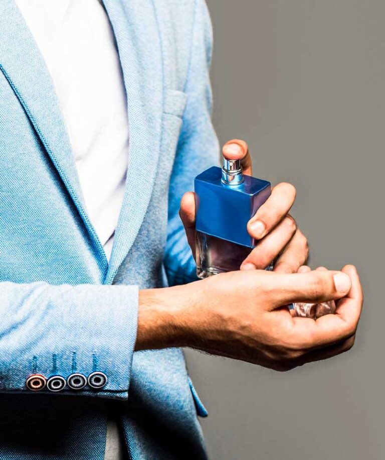 Elevate Your Scent Game : dévoiler le monde captivant des parfums J. pour hommes