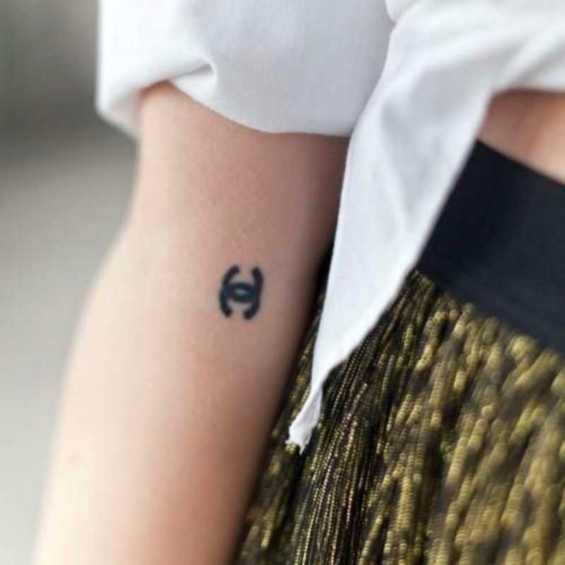 Tatouage Logo Chanel