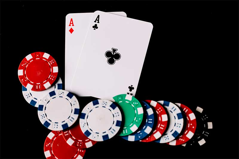 Essayer le poker gratuit avant de rejoindre le poker en ligne pour de l'argent réel