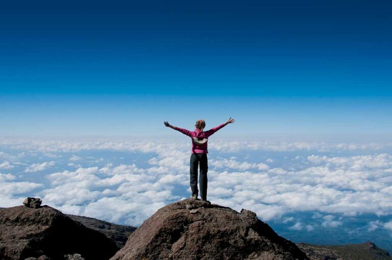 Embarquez pour une aventure : le sommet du Kilimandjaro