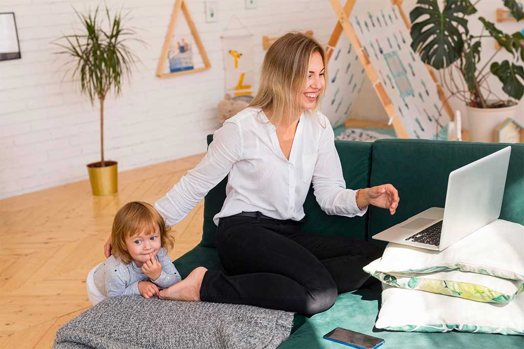 Building a Home-Based Business for Moms with a Passion for Education
