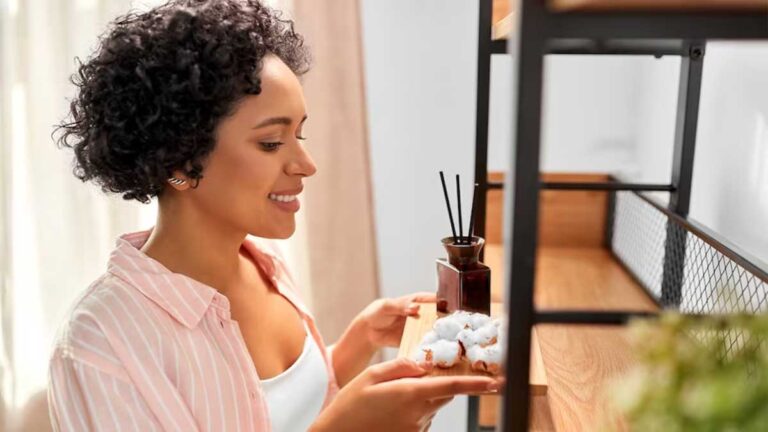 Au-delà du spa : techniques d’aromathérapie que vous pouvez essayer à la maison