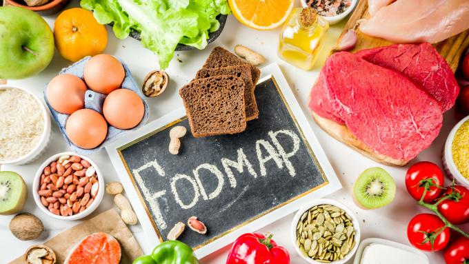 10 recettes faibles en FODMAP à partir desquelles vous pouvez créer un menu.  Petits-déjeuners, collations, déjeuners, dîners et desserts compatibles avec le régime pauvre en FODMAP