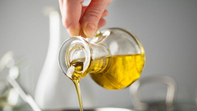 L’huile la plus saine – quelle huile choisir pour les plats froids et laquelle pour la friture ?  Classement éditorial