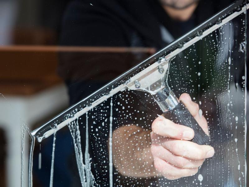 comment laver les vitres pour qu'il n'y ait pas de traces