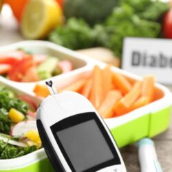 Un régime amaigrissant pour les diabétiques est conçu pour stabiliser la glycémie et créer un déficit calorique.  Comment le composer ?