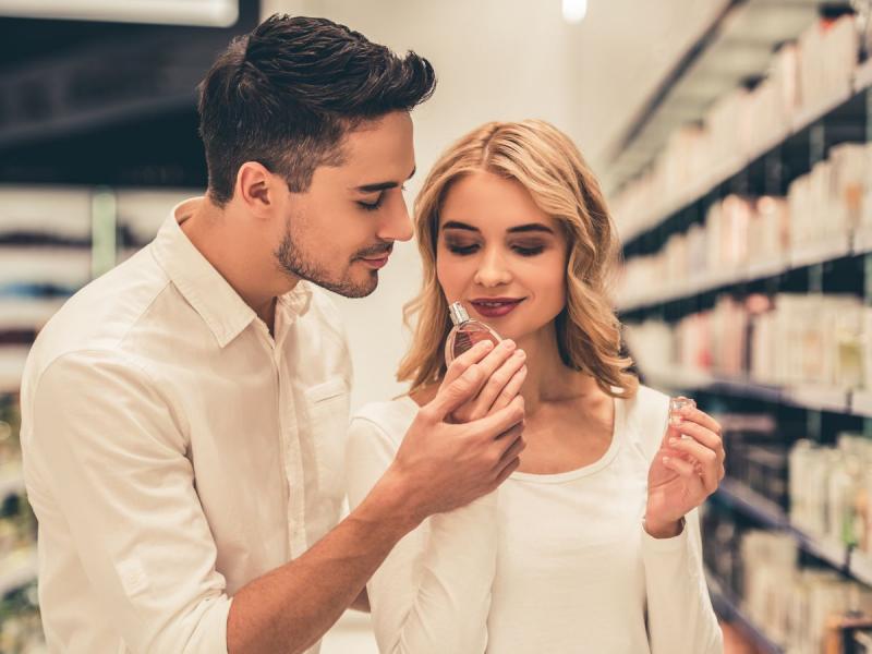 quels parfums attirent les hommes