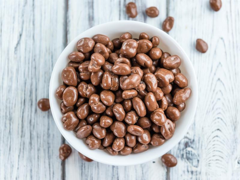 Les raisins secs enrobés de chocolat sont-ils sains ?