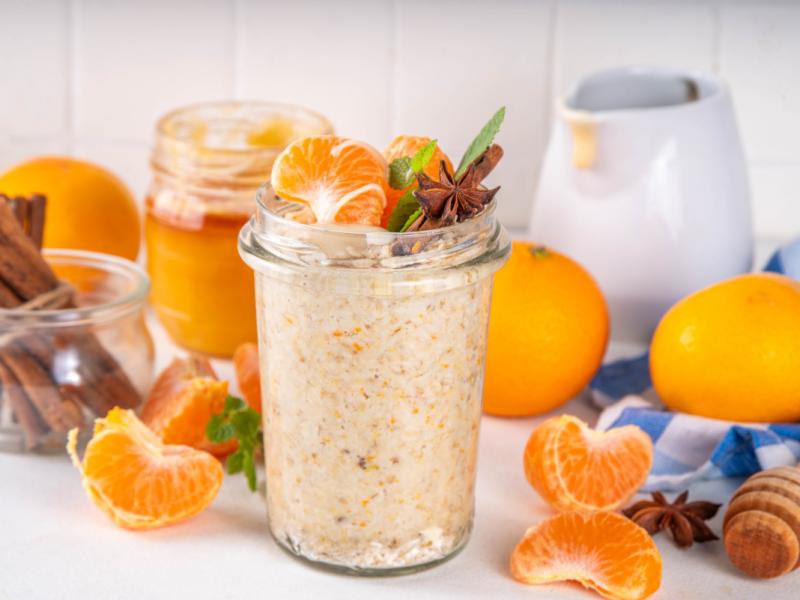 Porridge nocturne avec yaourt naturel