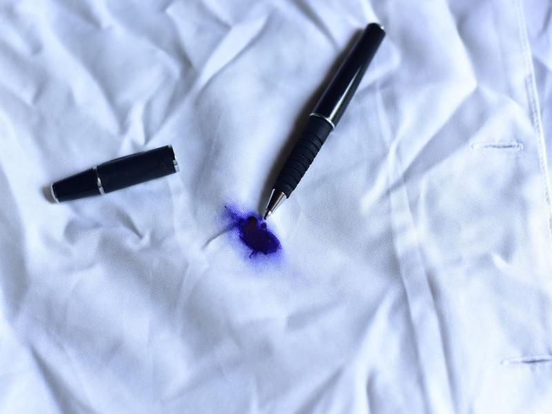 Vieux stylo avec un stylo