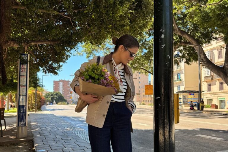Le sac bandoulière couleur moutarde au design tressé que nous porterons 24h/24 et 7j/7 vient d&rsquo;arriver chez Parfois