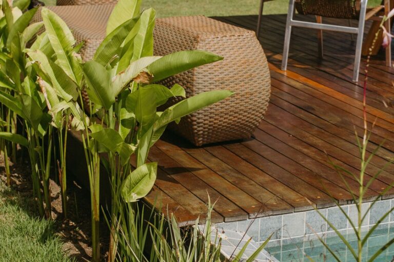 Jysk vend des chaises de jardin effet terrasse magazine plus faciles à ranger et à nettoyer