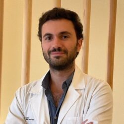Miguel Recio, dermatologue : « Utiliser de la crème solaire uniquement lorsque l&rsquo;on va à la plage continue d&rsquo;être l&rsquo;une des erreurs les plus graves de l&rsquo;été »