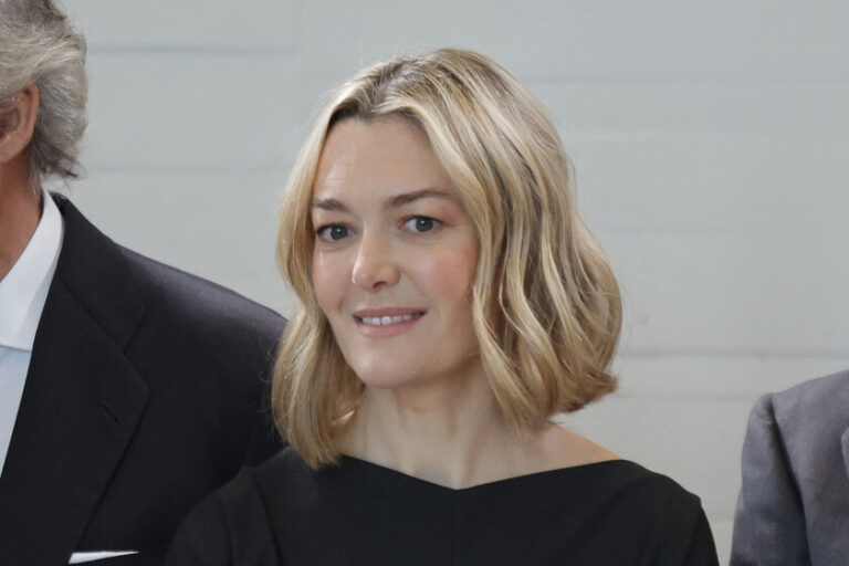Ni parka, ni trench coat : Zara signe la veste tendance automnale définitive inspirée du préféré de Marta Ortega
