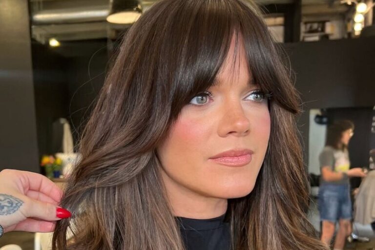 Les coupes pour cheveux fins et fragiles tendances de l&rsquo;automne 2026 : elles flattent et donnent beaucoup de volume