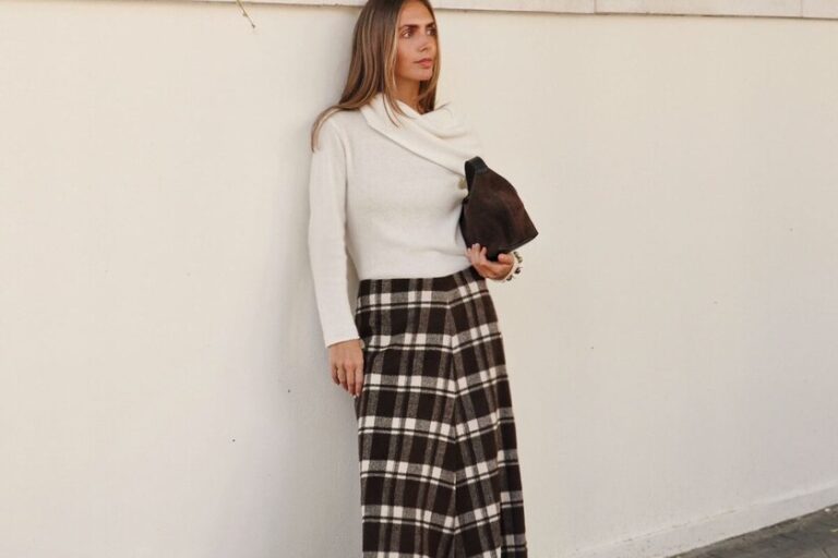 Cinq bottes hautes viennent d&rsquo;arriver chez Mango, Zara et Stradivarius qui se marient à merveille avec les robes et jupes cet automne 2026